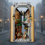 Sherlock Holmes Book Nook building blocks 10351