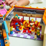The Simpsons Krusty Burger building blocks 10352 - Image 5