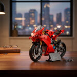 Ducati Panigale V4 S Motorcycle building blocks 42202
